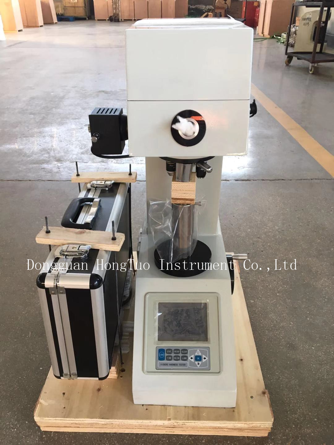 Manufacture Brinell, Rockwell, Vicker All In One Digital Universal Hardness Tester